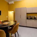 بيت للعطل Maison Luxury Plaza